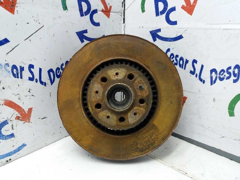 Recambio de mangueta delantera derecha para volvo xc70 d5 awd momentum (136kw) referencia OEM IAM P30760699  