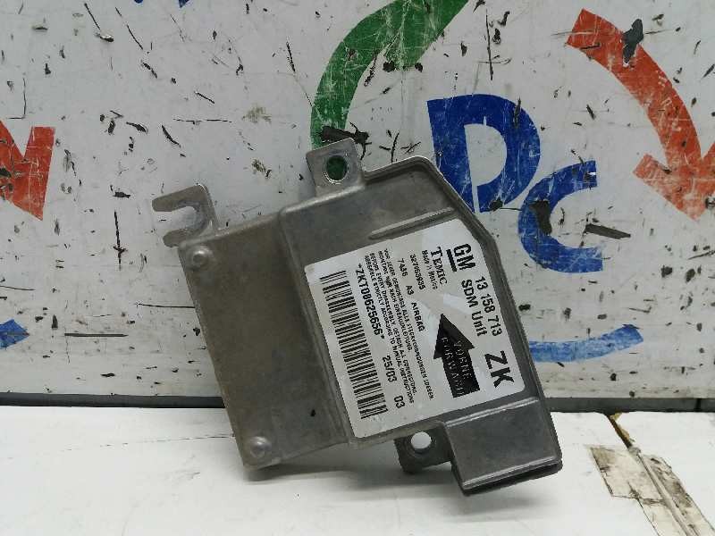 Recambio de centralita airbag para opel meriva blue line referencia OEM IAM 13158713  