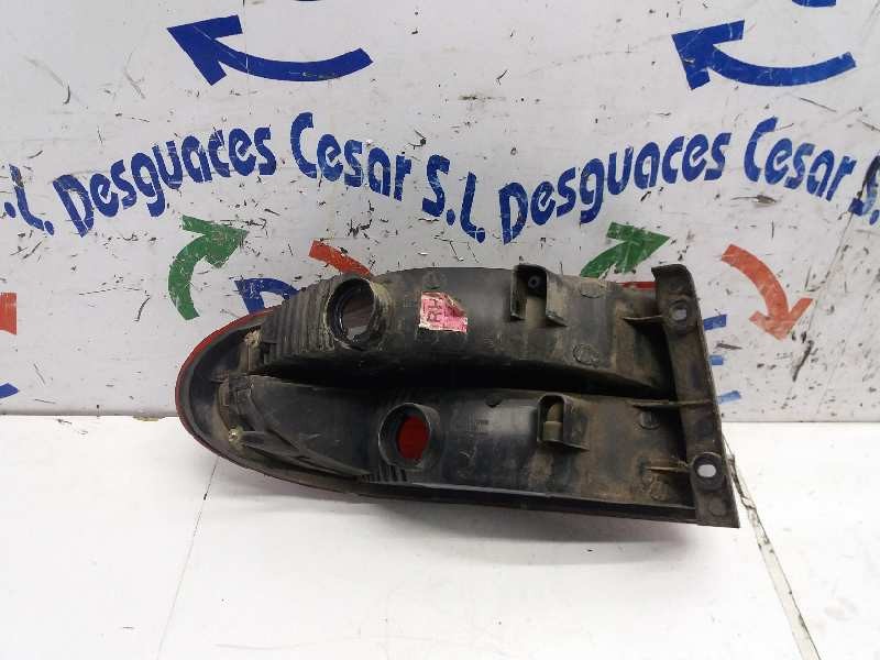 Recambio de piloto trasero derecho para daewoo lanos sx referencia OEM IAM 96304519  