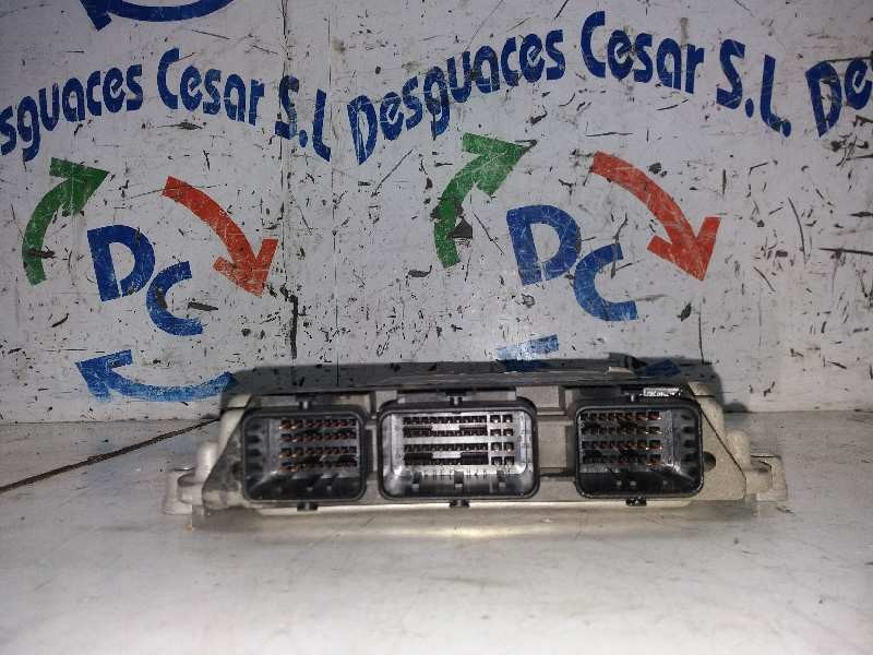 Recambio de centralita motor uce para citroën c4 berlina exclusive referencia OEM IAM 9661204380  