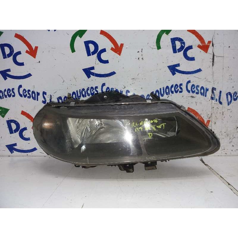 Recambio de faro derecho para renault laguna (b56) 1.9 dti rt referencia OEM IAM 7701047881  