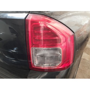 PILOTO TRASERO DERECHO 05182544AD 