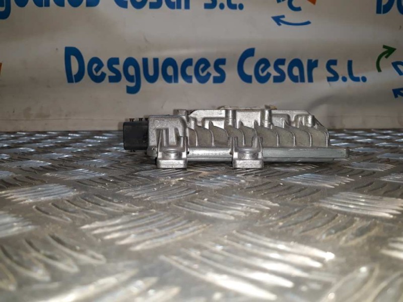 Recambio de centralita motor uce para peugeot 307 (s1) xr clim referencia OEM IAM 5WS40145AT SW9653205380 