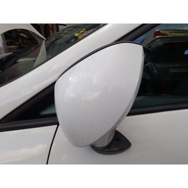 ESPEJO RETROVISOR IZQUIERDO 