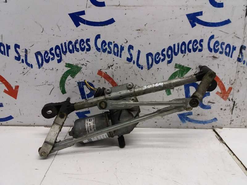 Recambio de motor limpia delantero para opel corsa d cmon referencia OEM IAM 13182340  