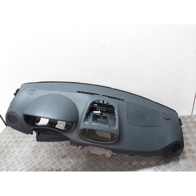 Recambio de salpicadero para renault clio iii 20 aniversario referencia OEM IAM  GRIS OSCURO 