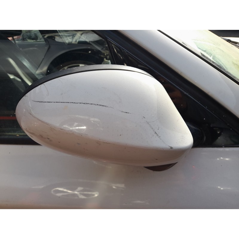 ESPEJO RETROVISOR DERECHO 