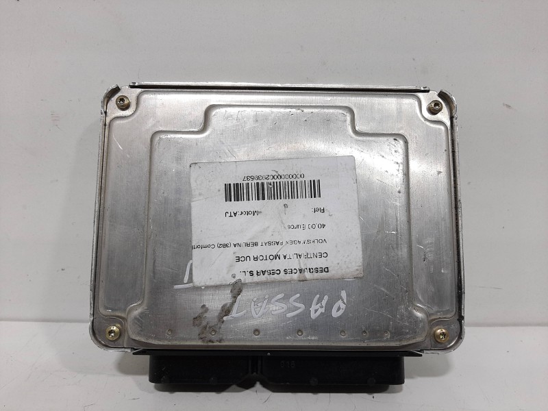 Recambio de centralita motor uce para volkswagen passat berlina (3b2) comfortline referencia OEM IAM 0281010305 038906019BK 