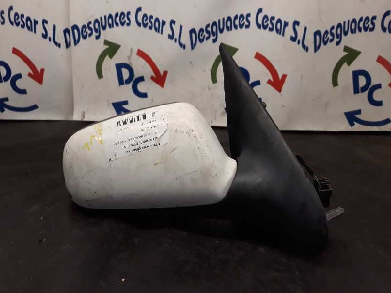 Recambio de retrovisor derecho para citroën xsara berlina 1.6 seduction referencia OEM IAM 8148TF ELECTRICO 