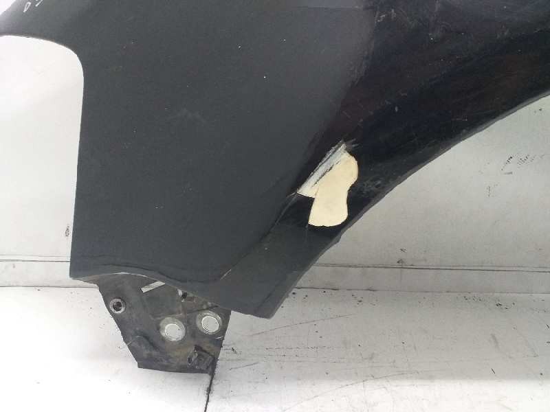 Recambio de aleta delantera izquierda para volkswagen fox (5z1) básico referencia OEM IAM  NEGRA 