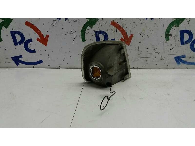 Recambio de piloto delantero izquierdo para peugeot 405 berlina 1.9 cat referencia OEM IAM  89806 