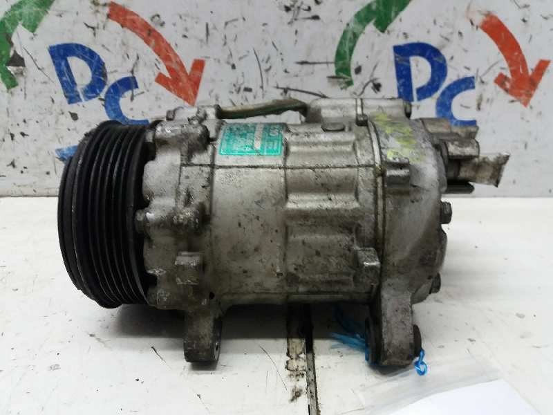 Recambio de compresor aire acondicionado para volkswagen polo berlina (6n1) air referencia OEM IAM 6N0820803A  