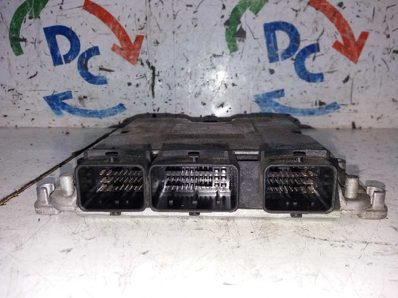 Recambio de centralita motor uce para peugeot 206 sw xs referencia OEM IAM 9640938680  