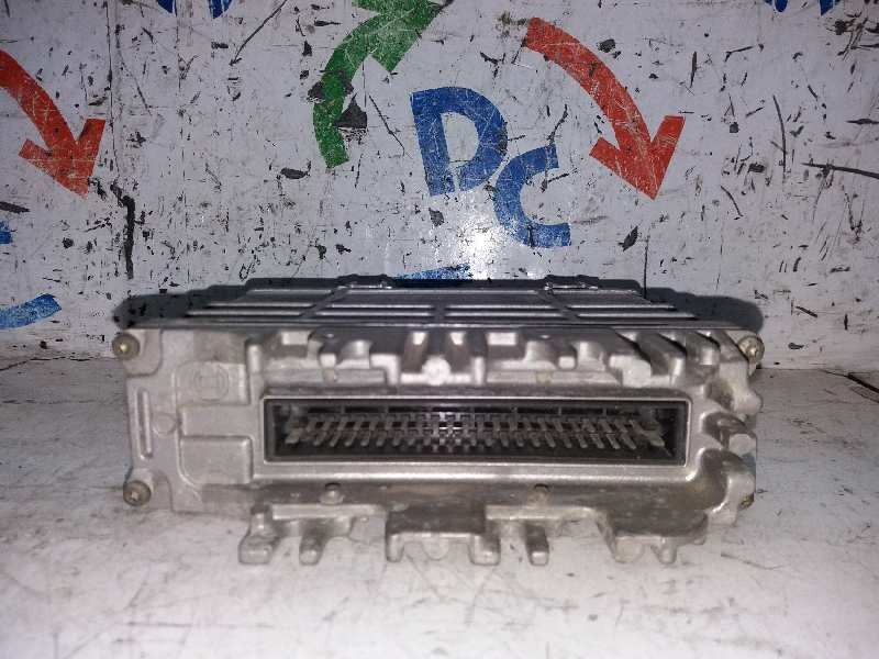 Recambio de centralita motor uce para seat ibiza (6k) glx referencia OEM IAM 0261203752  