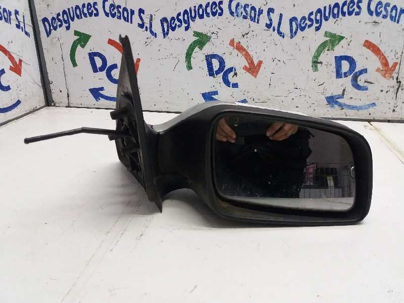 Recambio de retrovisor derecho para opel astra g berlina club referencia OEM IAM  MANUAL PLATA