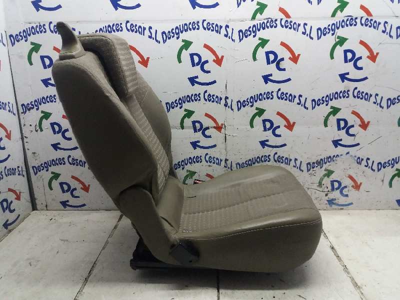 Recambio de asiento trasero derecho para renault scenic ii 1.9 dci diesel referencia OEM IAM  BEIGE 