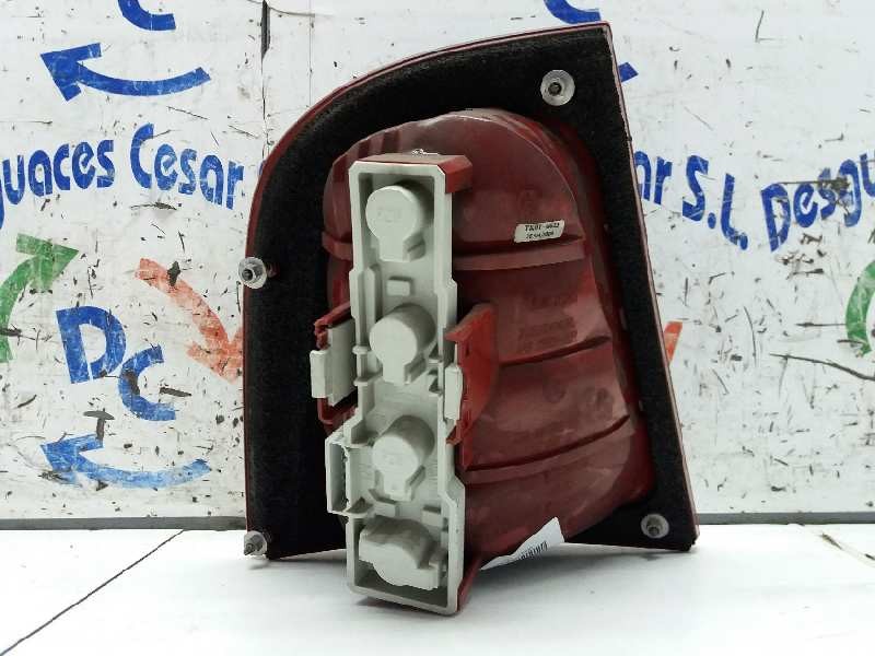 Recambio de piloto trasero derecho para skoda octavia berlina (1u2) tour referencia OEM IAM 1U6945112C  