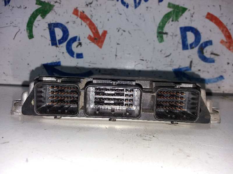 Recambio de centralita motor uce para renault scenic ii authentique referencia OEM IAM 0281011776  