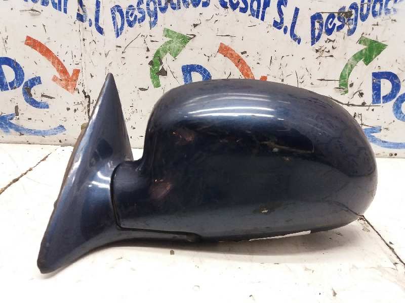 Recambio de retrovisor izquierdo para hyundai lantra berlina (rd) 1.8 cat referencia OEM IAM  AZUL ELECTRICO