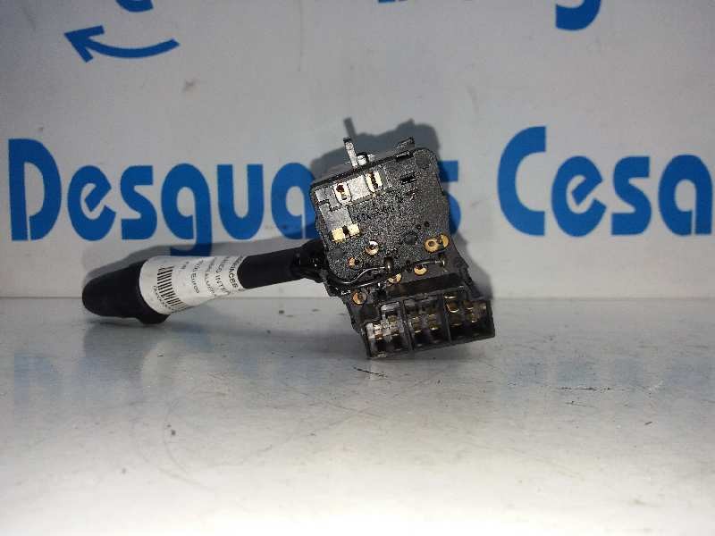 Recambio de mando intermitentes para nissan almera tino (v10m) básico referencia OEM IAM   
