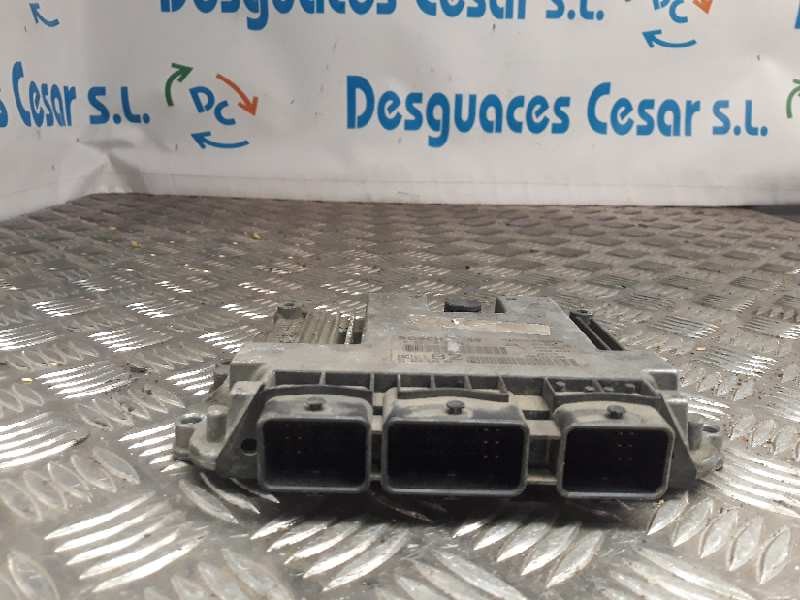Recambio de centralita motor uce para peugeot 206 berlina xt referencia OEM IAM 0281018767  