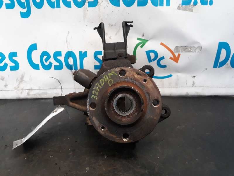 Recambio de mangueta delantera derecha para peugeot 206 sw xs referencia OEM IAM   