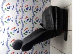 Recambio de asiento delantero derecho para audi a4 berlina (8e) 1.9 tdi referencia OEM IAM  PIEL - NEGRO  2
