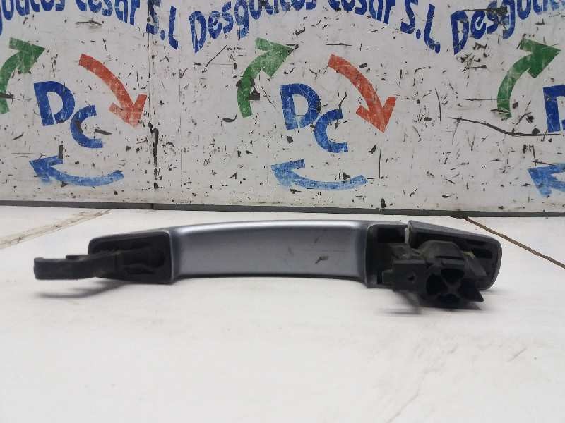 Recambio de maneta exterior delantera derecha para opel zafira b cosmo referencia OEM IAM 13190985 GRIS OFERTA