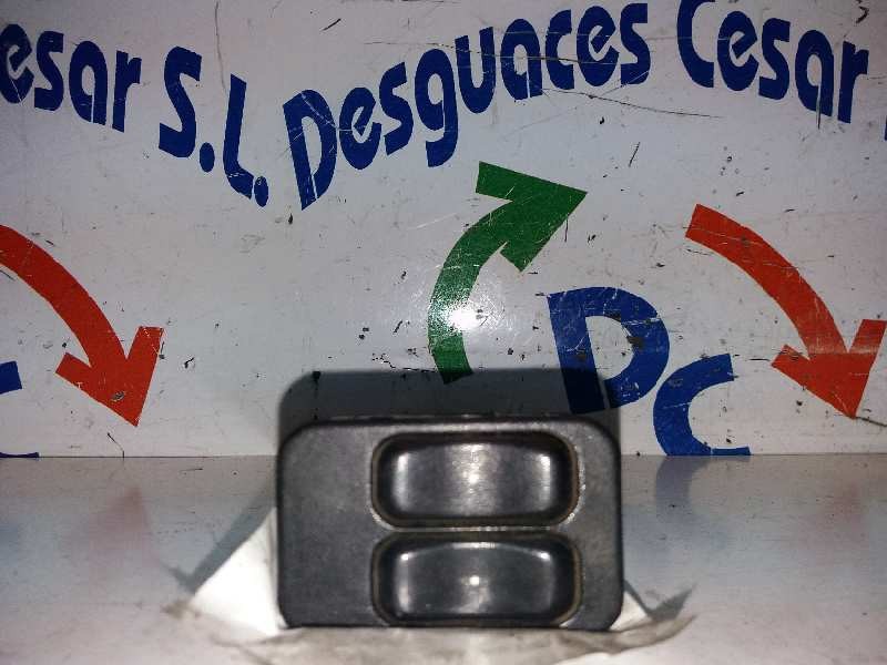 Recambio de mando elevalunas delantero izquierdo para opel astra g berlina club referencia OEM IAM 13363201 90561088  Recambio de mando elevalunas delantero izquierdo para opel astra g berlina club referencia OEM IAM 13363201 90561088
