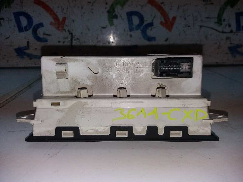 Recambio de pantalla multifuncion para citroën c3 hdi 70 collection referencia OEM IAM 9647409477  