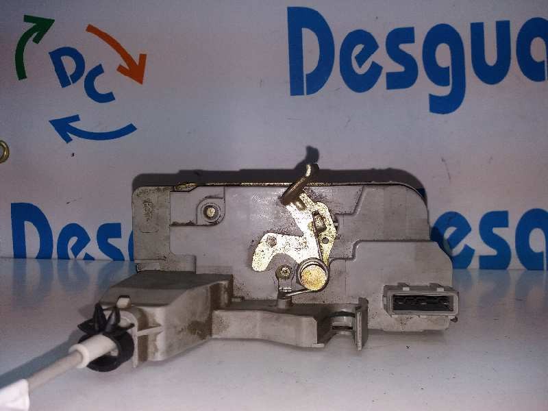 Recambio de cerradura puerta trasera derecha para peugeot 307 (s1) xs referencia OEM IAM 9138C0  