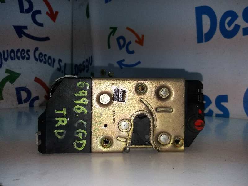 Recambio de cerradura puerta trasera derecha para peugeot 307 (s1) xs referencia OEM IAM 9138C0  