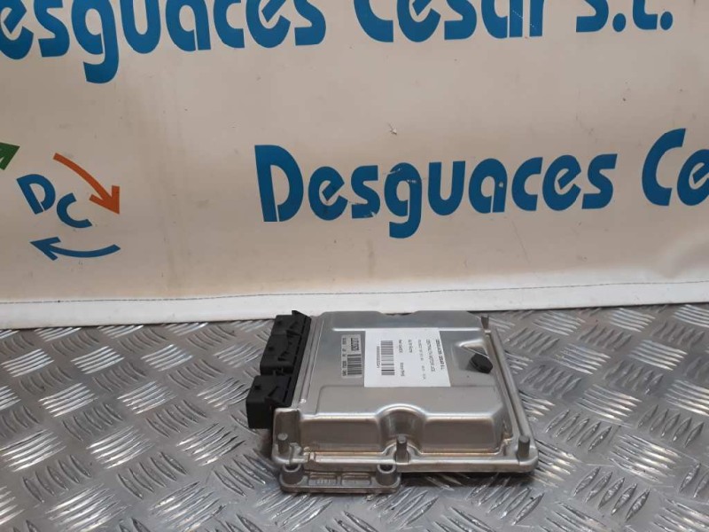 Recambio de centralita motor uce para peugeot 307 (s1) xs referencia OEM IAM 0281011081 9647472780 
