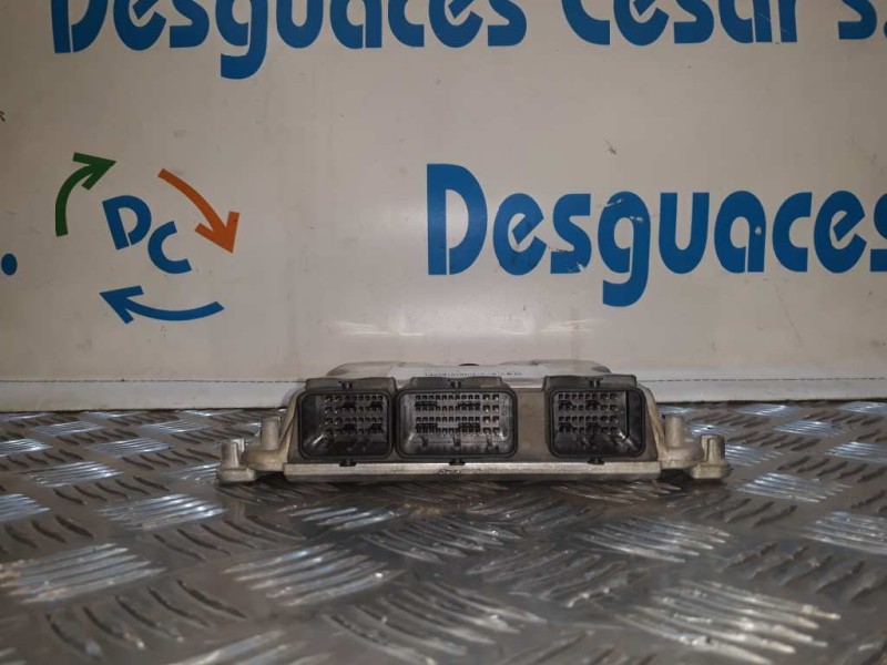 Recambio de centralita motor uce para peugeot 307 (s1) xs referencia OEM IAM 0281011081 9647472780 