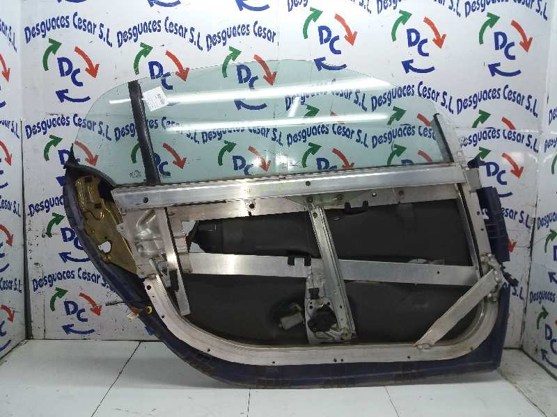 Recambio de puerta delantera derecha para smart micro compapct micro compact car referencia OEM IAM  NEGRA OFERTA