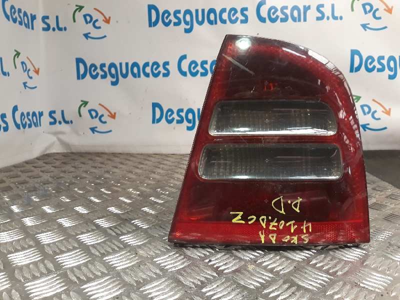 Recambio de piloto trasero derecho para skoda octavia berlina (1u2) ambiente referencia OEM IAM    Recambio de piloto trasero derecho para skoda octavia berlina (1u2) ambiente referencia OEM IAM