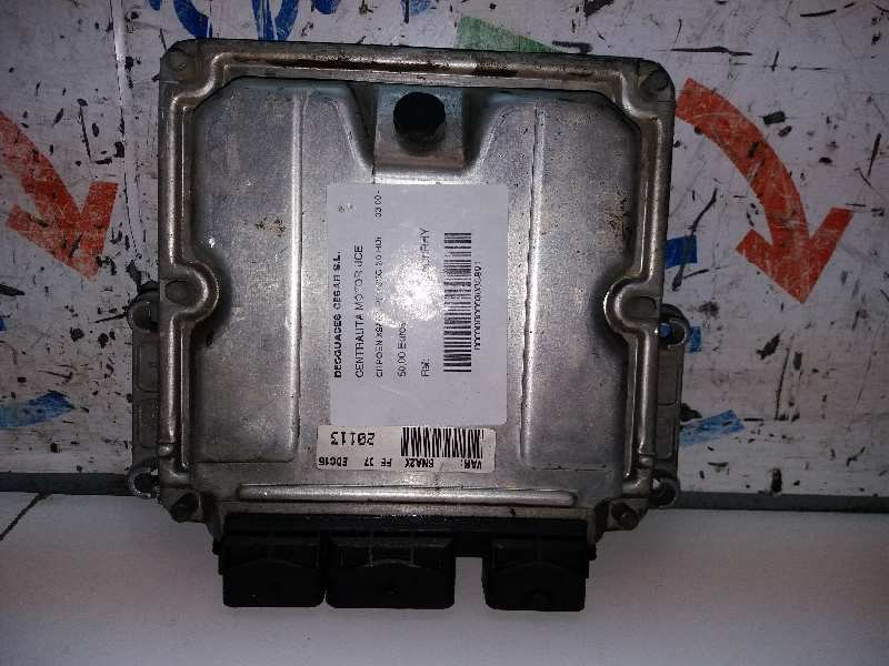 Recambio de centralita motor uce para citroën xsara picasso 2.0 hdi referencia OEM IAM 0281010996  