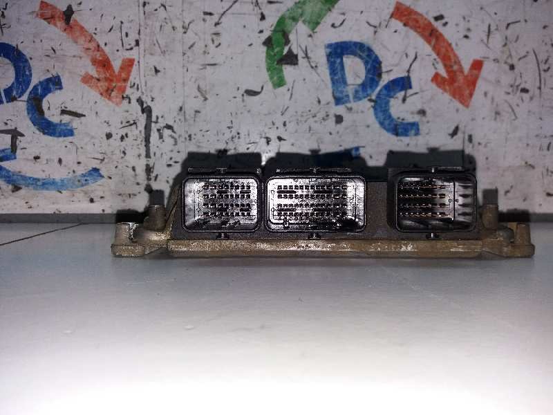 Recambio de centralita motor uce para citroën xsara picasso 2.0 hdi referencia OEM IAM 0281010996  