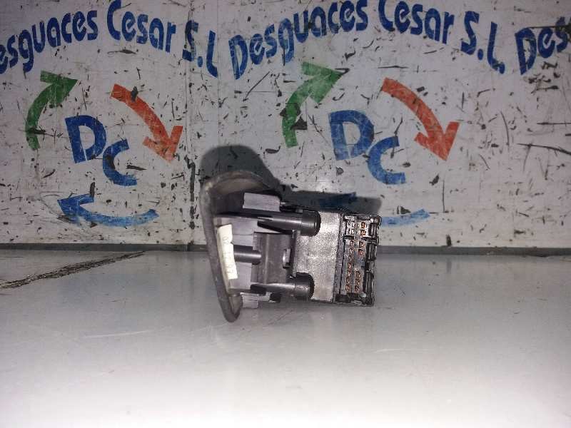 Recambio de mando elevalunas delantero izquierdo para nissan primera berlina (p11) comfort referencia OEM IAM 254012F825  OFERTA