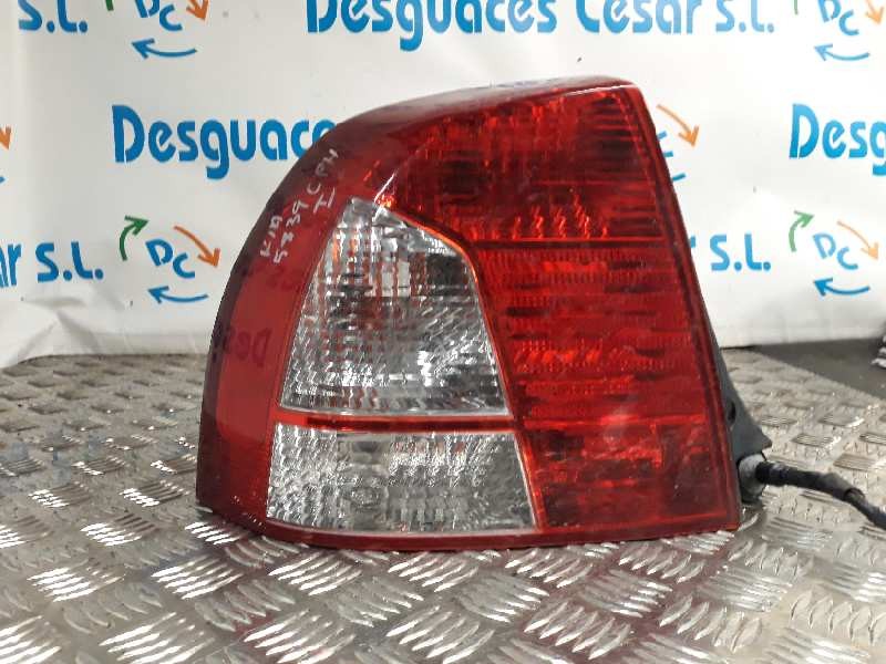 Recambio de piloto trasero izquierdo para kia shuma ii 1.6 ls berlina portón referencia OEM IAM   