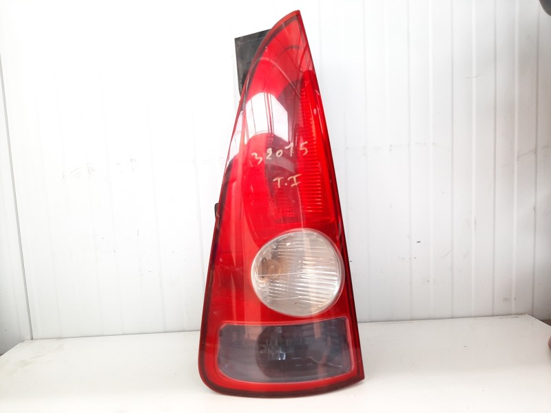 Recambio de piloto trasero izquierdo para renault espace iv (jk0) expression referencia OEM IAM 8200027153  