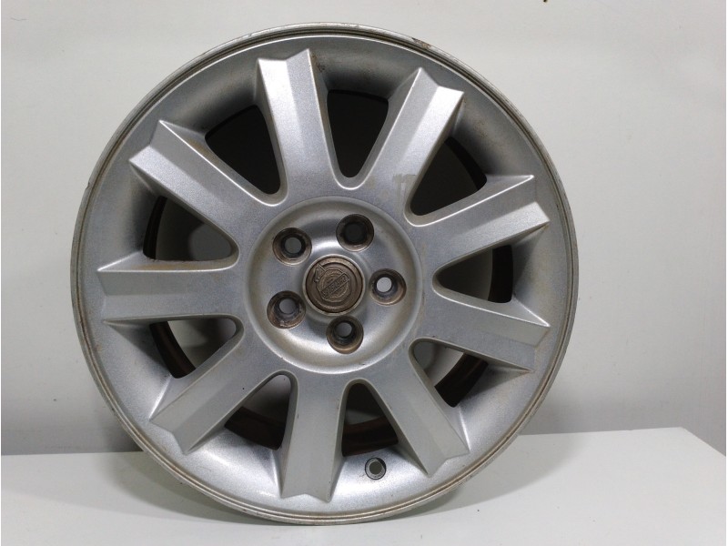 Recambio de llanta para chrysler 300 m (lr) 2.7 cat referencia OEM IAM  5 TORNILLOS X 16 PULGADAS 