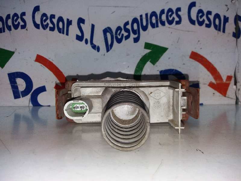 Recambio de piloto delantero izquierdo para renault rapid/express (f40) 1.9 d familiar (f40p) referencia OEM IAM   