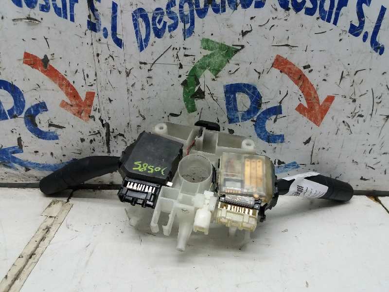 Recambio de mando multifuncion para subaru legacy familiar/outback b13 (bp) 2.5 sw referencia OEM IAM 83111AG13  