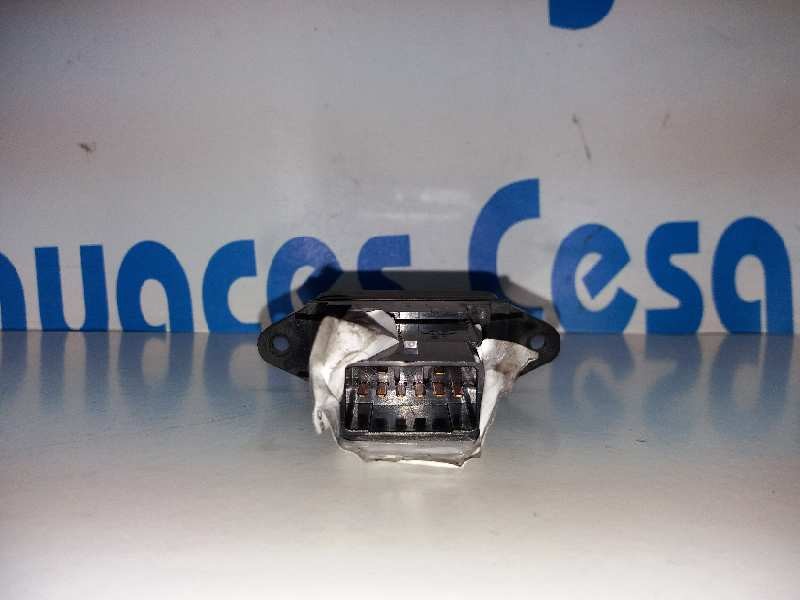 Recambio de warning para kia carens 2.0 crdi ex monovolumen referencia OEM IAM 2320027010  