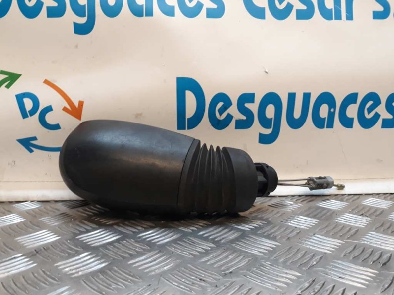 Recambio de retrovisor derecho para fiat punto berlina (188) 1.2 8v referencia OEM IAM 0735310073  MANUAL Recambio de retrovisor derecho para fiat punto berlina (188) 1.2 8v referencia OEM IAM 0735310073  MANUAL