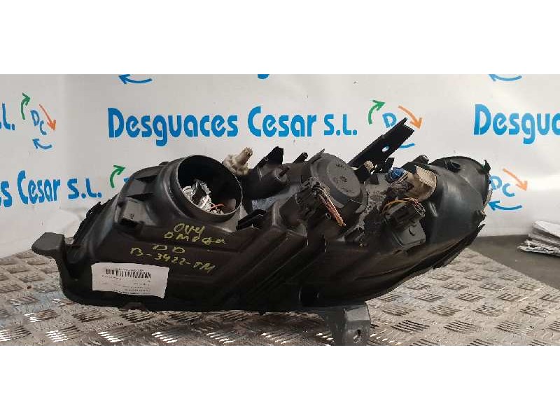 Recambio de faro derecho para opel omega b básico berlina referencia OEM IAM    Recambio de faro derecho para opel omega b básico berlina referencia OEM IAM