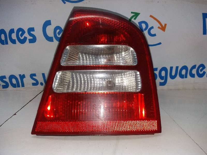 Recambio de piloto trasero derecho para skoda octavia berlina (1u2) ambiente referencia OEM IAM 1U6945112C   Recambio de piloto trasero derecho para skoda octavia berlina (1u2) ambiente referencia OEM IAM 1U6945112C