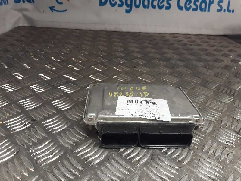 Recambio de centralita motor uce para seat toledo (1m2) select referencia OEM IAM 1M0857951C  
