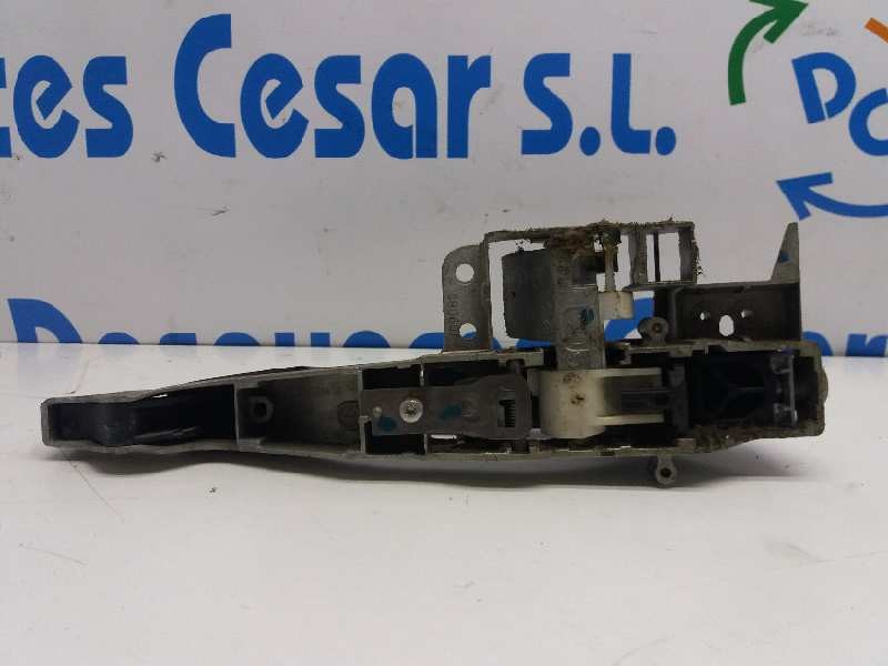 Recambio de maneta exterior delantera derecha para citroën c4 berlina collection referencia OEM IAM 9682508080  